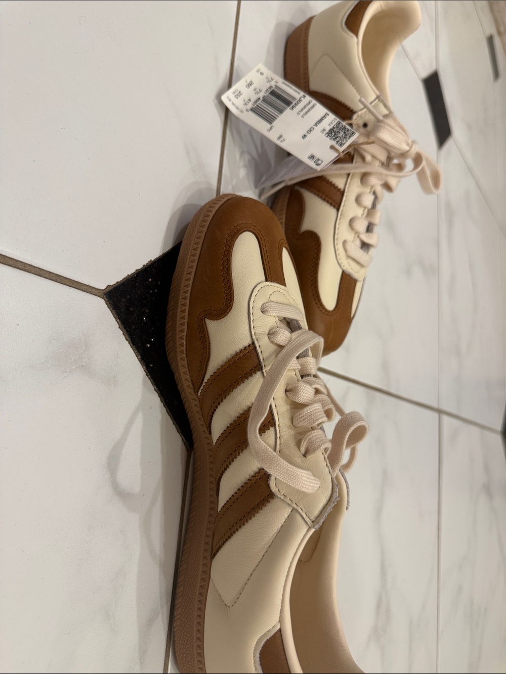 adidas Women's Cream and Brown Retro Low-Top Sneakers